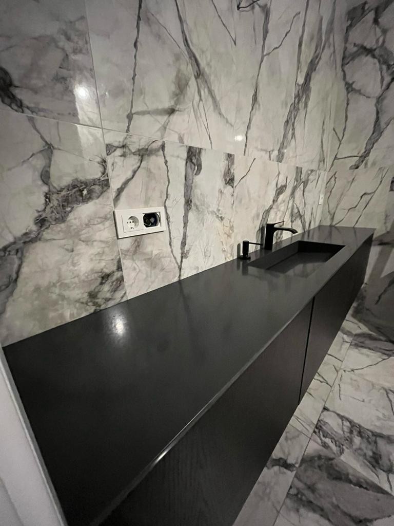 Готовое изделие. Rakovina. Avant Quartz 1030 Бержерак