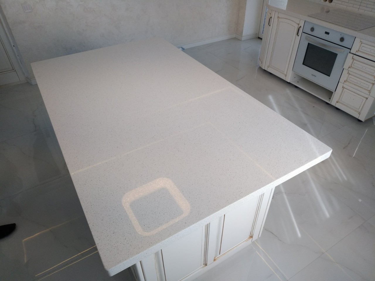 Готовое изделие. Кухня. Avant Quartz 1220 Клермон. Фото 1