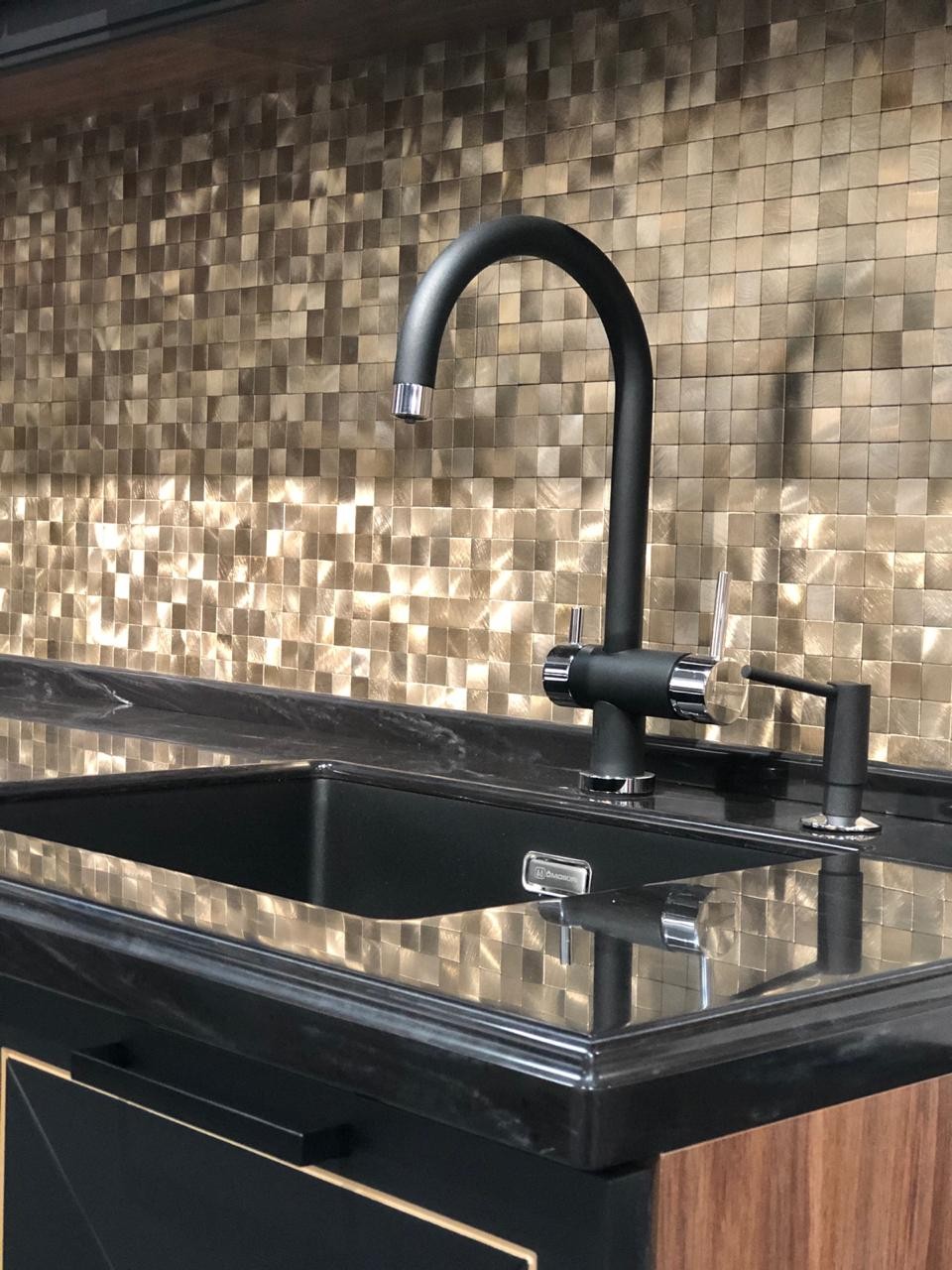 Готовое изделие. Мойка. GRANDEX M-708 Deep Water