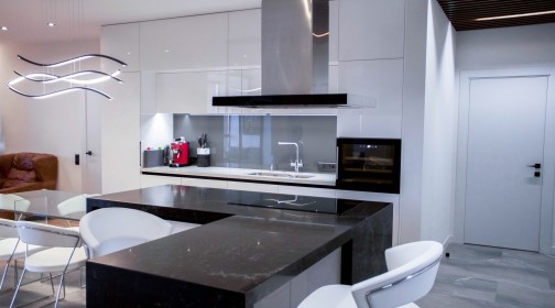Готовое изделие. Жилые помещения. Caesarstone 5100 Vanilla Noir