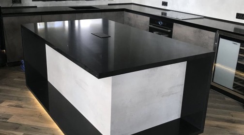 Готовое изделие. Oshxona. Avant Quartz 1030 Бержерак