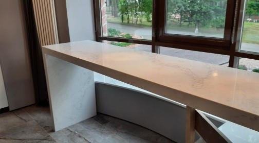 Готовое изделие. Yashash joylari. Avant Quartz 7100 Statuario Lille