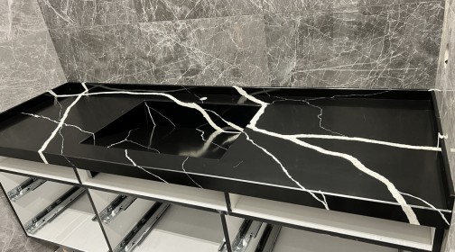 Готовое изделие. Мойка. Avant Quartz 7600 Калакатта ле Нор