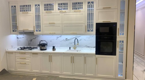 Готовое изделие. Кухня. NEOMARM NM-208 Calacatta Blanca